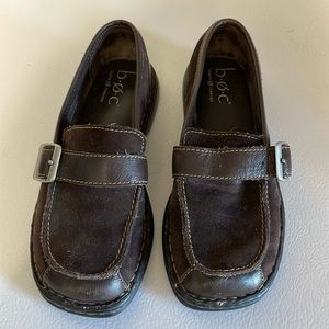 Boc Women's Brown Square Toed Loafers. Very Good Condition. Size 7.